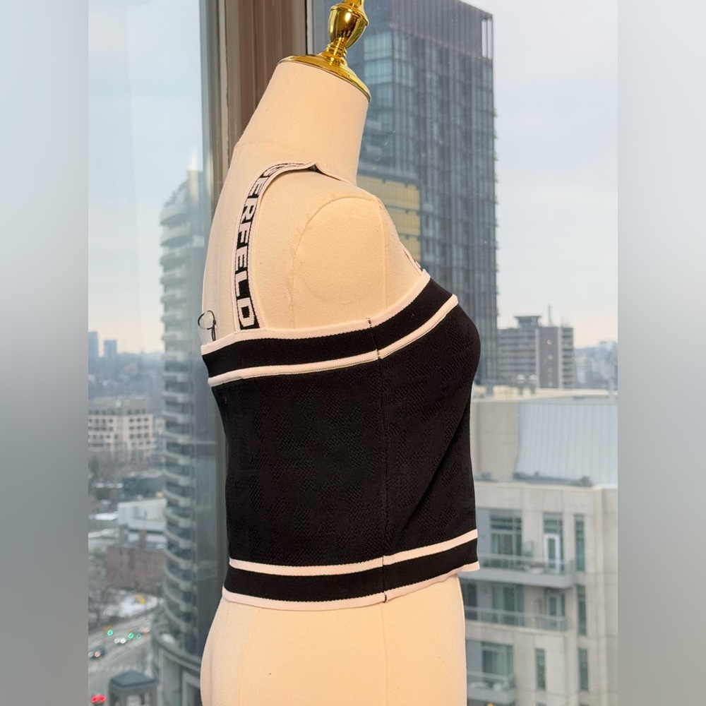 🆕 KARL LAGERFELD 🧿 NWT Classic Black Knit Cami with Logo Embroidery, Buttons - Picture 10 of 14
